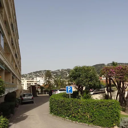Apartment Vue Parking Climatisation Separee Cannes